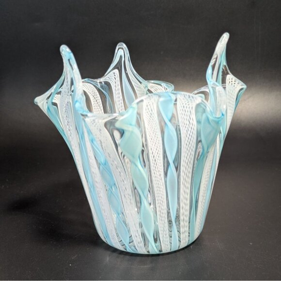 Murano Glass Handkerchief Vase Blue White Swirl Pattern Vintage - Picture 1 of 16